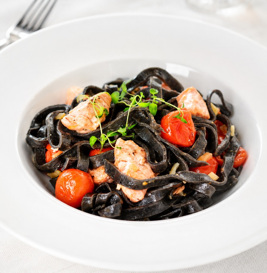 must pasta seepiatindiga