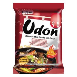 Jaapani udon nuudlid vürtsika puljongiga